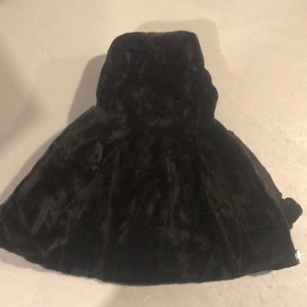 Coat - Picture 3 of 4
